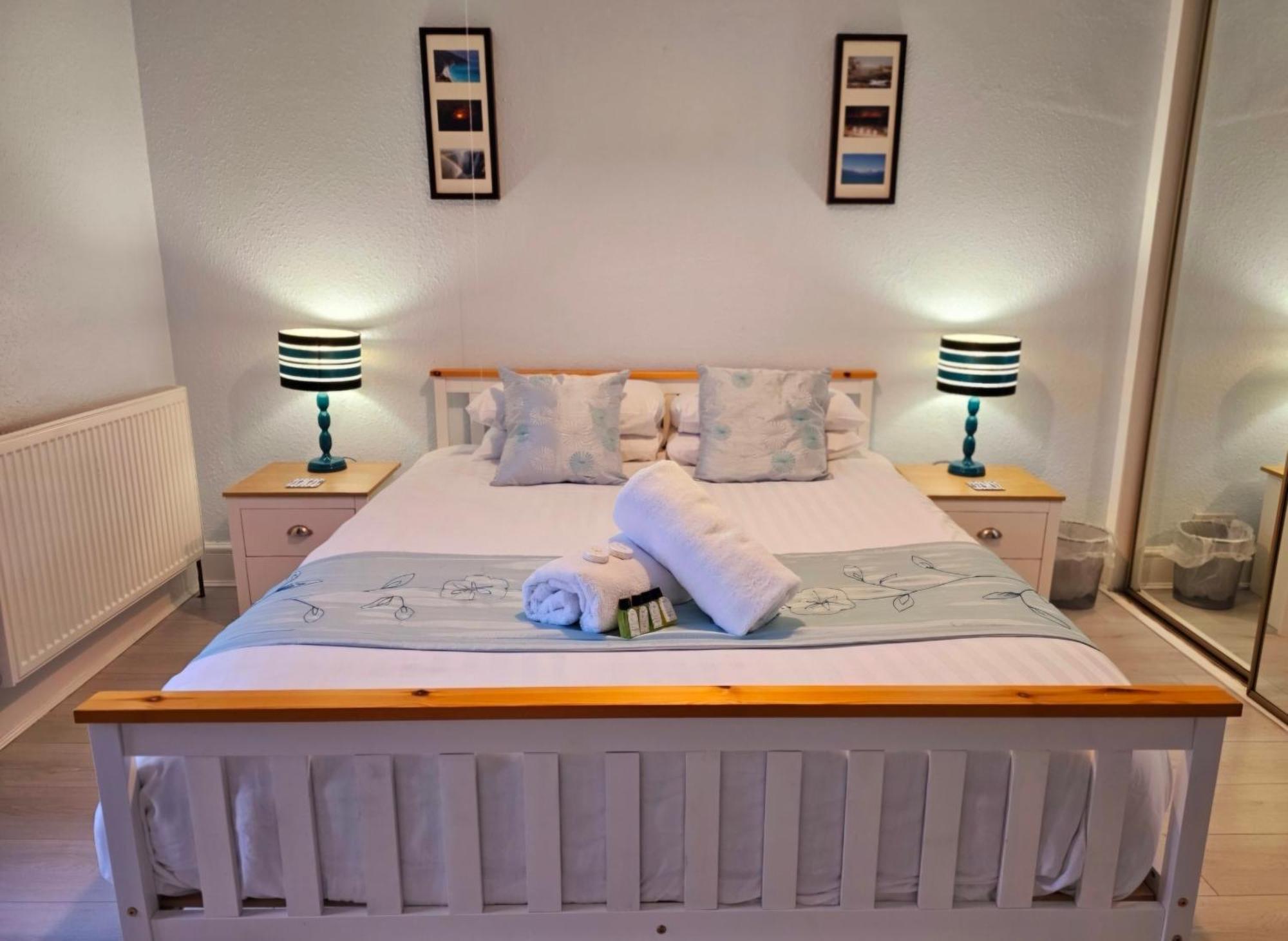 Sea Views, Big 2 Bed Flat Close To Beach & Harbour Ilfracombe Extérieur photo
