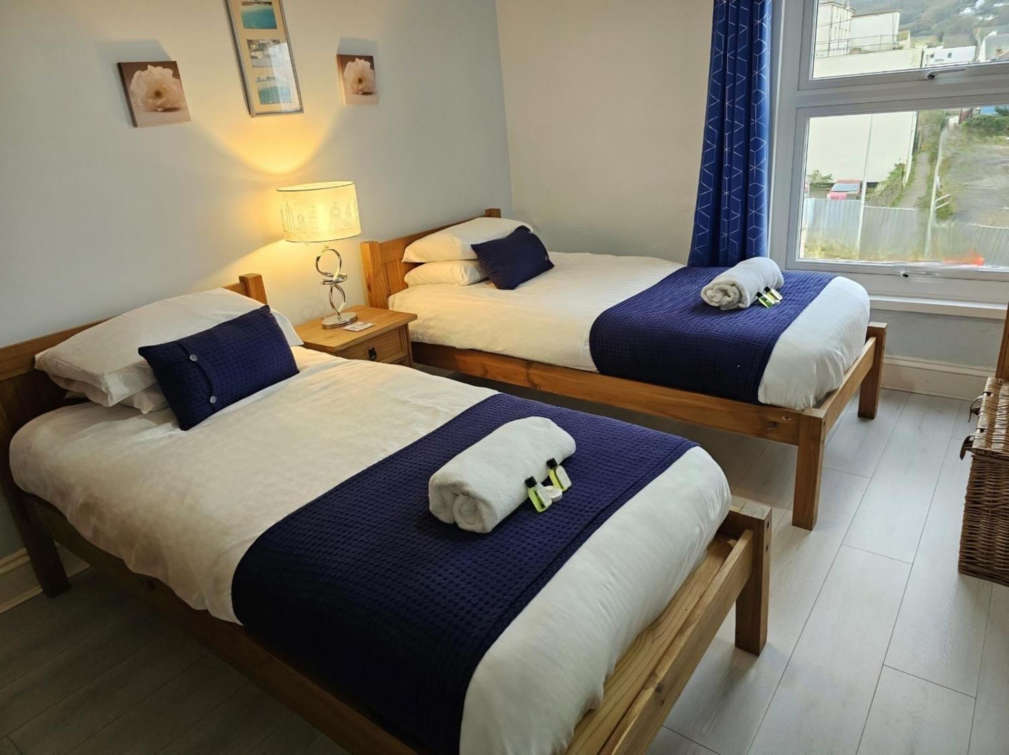 Sea Views, Big 2 Bed Flat Close To Beach & Harbour Ilfracombe Extérieur photo